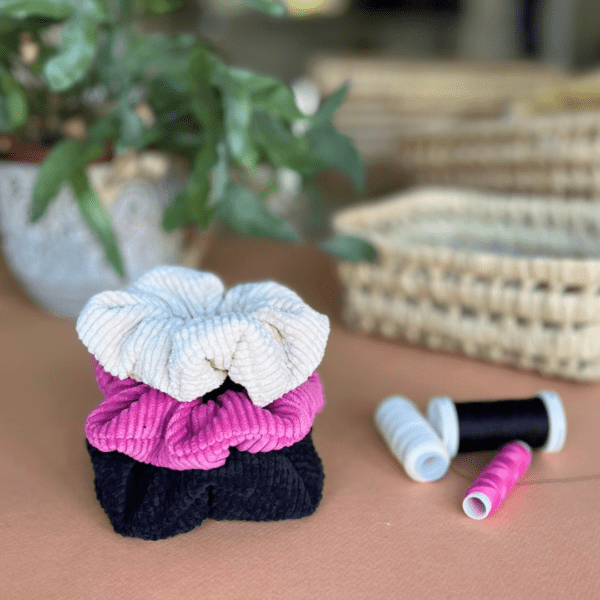 velours ivoire fuchsia et noir