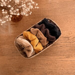 chouchous en velours côtelé de couleur blé, moutarde, camel, chocolat et noir