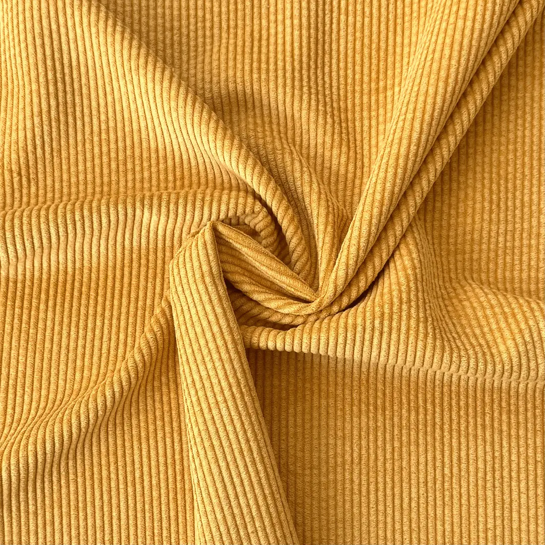 velours côtelé jaune